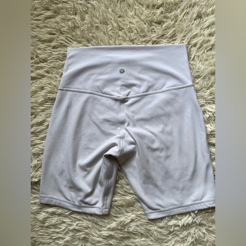Lululemon Align Short 8"
White